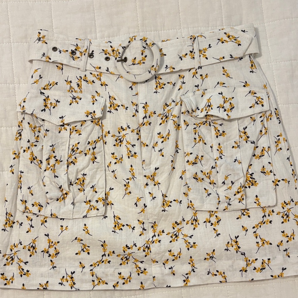 MINKPINK Floral Belted Mini Skirt - White and Yellow